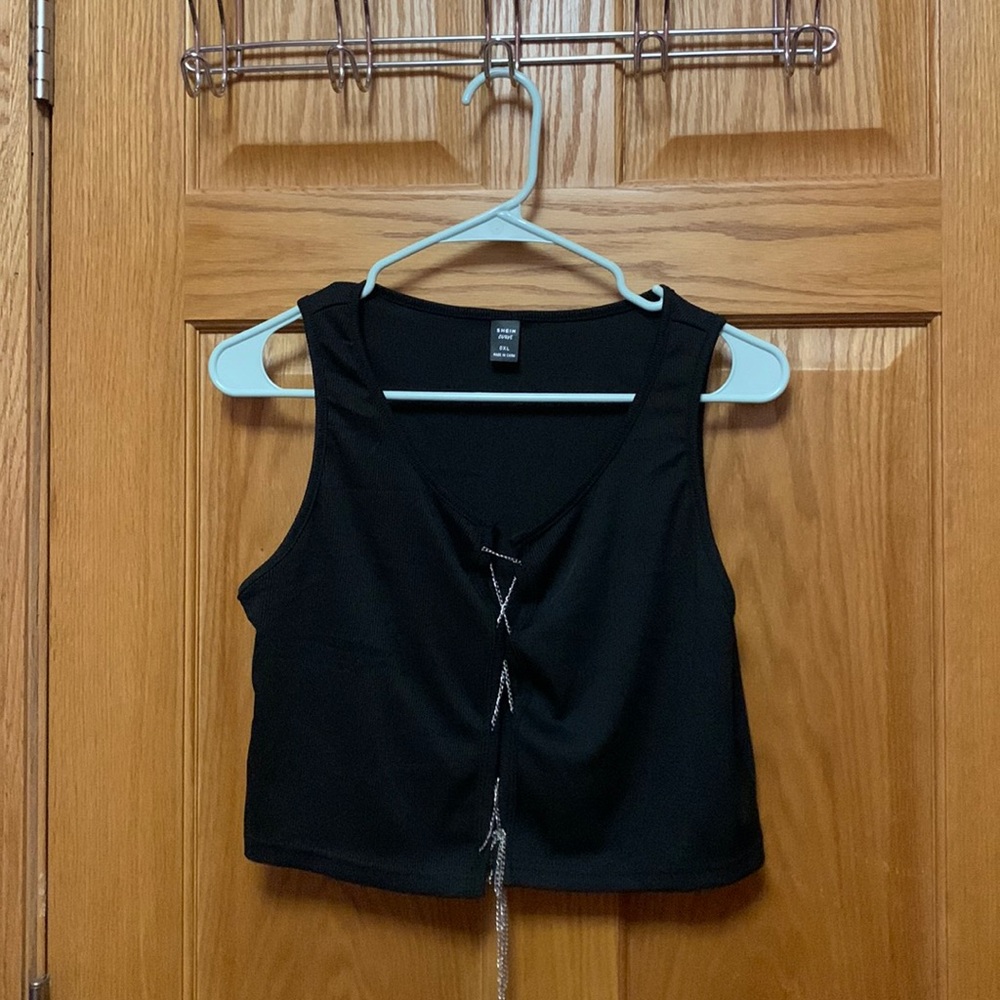 Black cross cross jewel tie top (brand new)